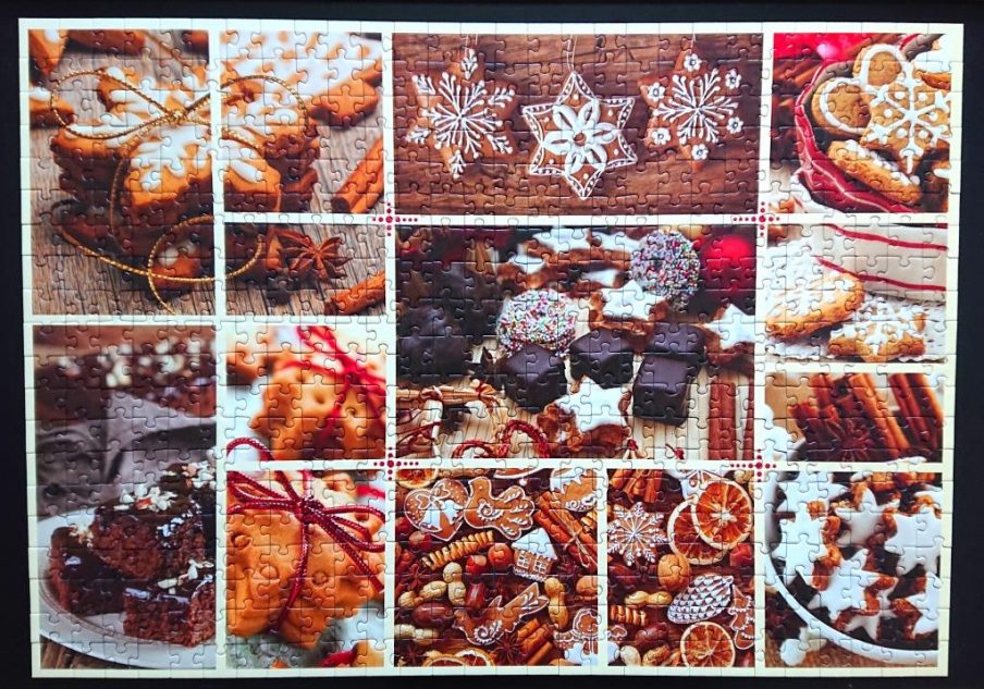 Trefl Puzzle - 37228 - Christmas Sweets - 555 pieces
